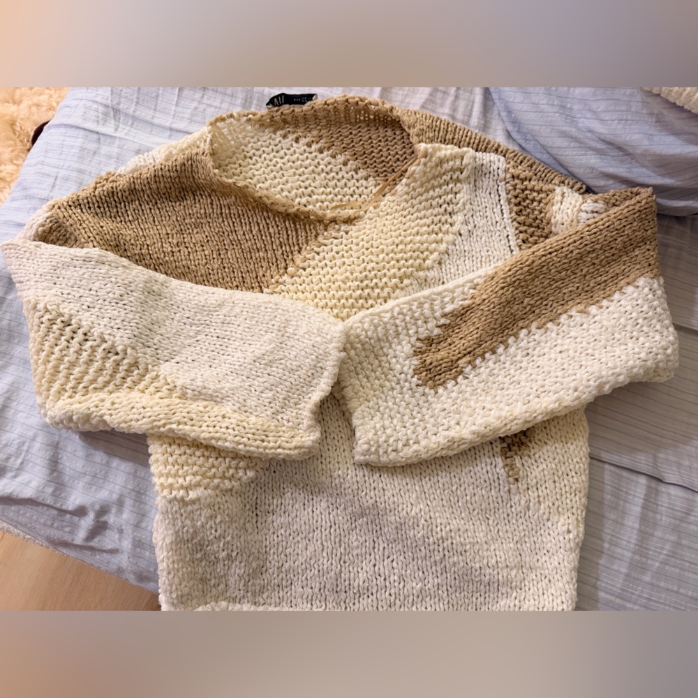 Zara Cream and Brown Knit Sweater